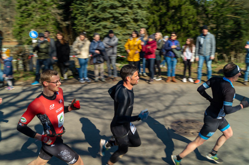 X-Duathlon Trier - Erster Lauf hinab zur Senke des Weißhausparkplatzes - photo credit Lukas Ittenbach